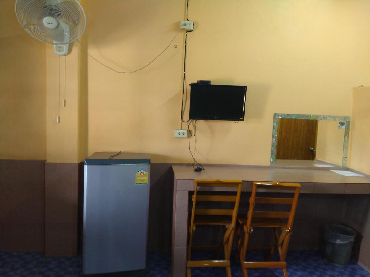 Ruengsrisiri Guesthouse Sukhothai Ngoại thất bức ảnh