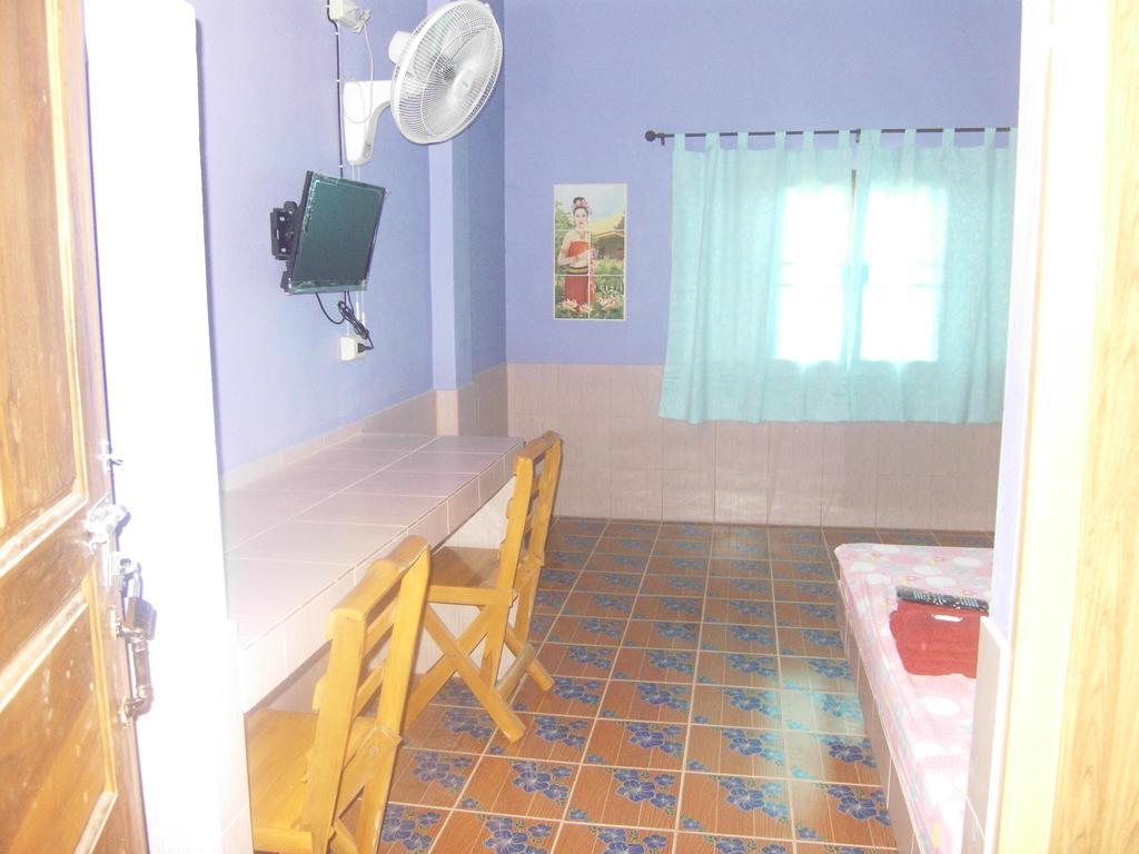 Ruengsrisiri Guesthouse Sukhothai Ngoại thất bức ảnh