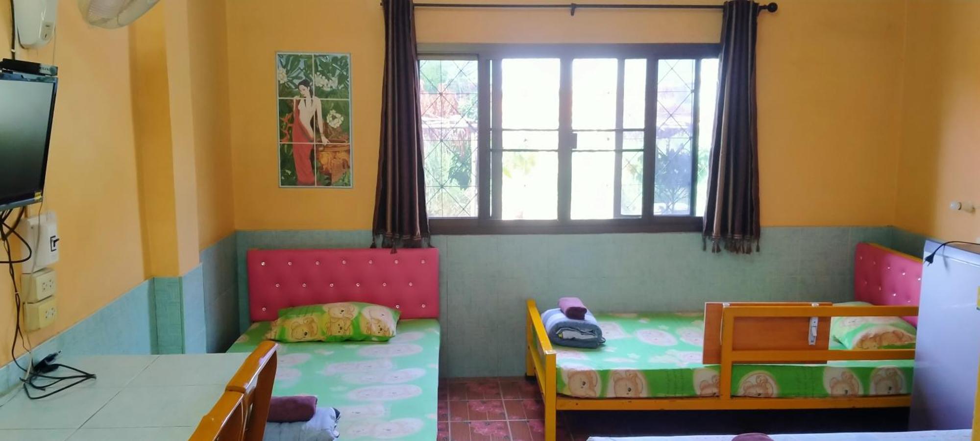 Ruengsrisiri Guesthouse Sukhothai Ngoại thất bức ảnh